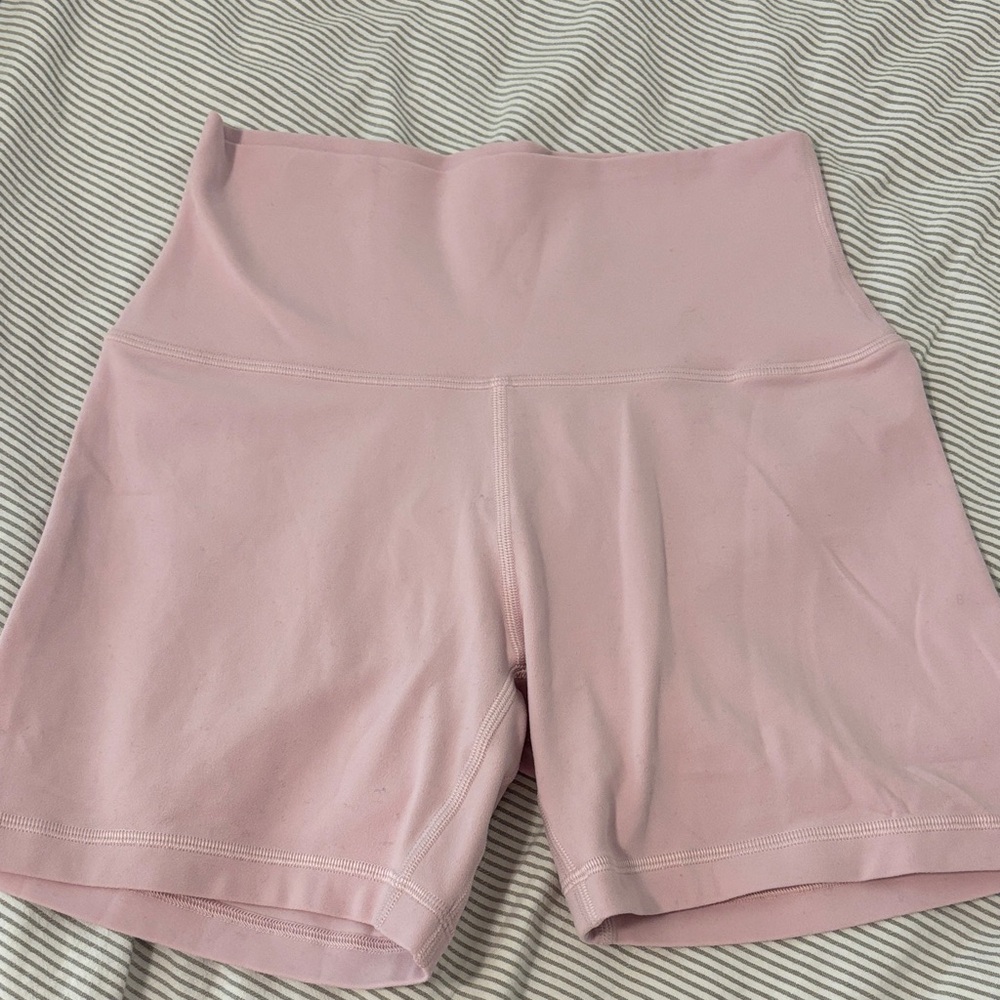 Aritzia TNA Butter High-Rise 5” Shorts